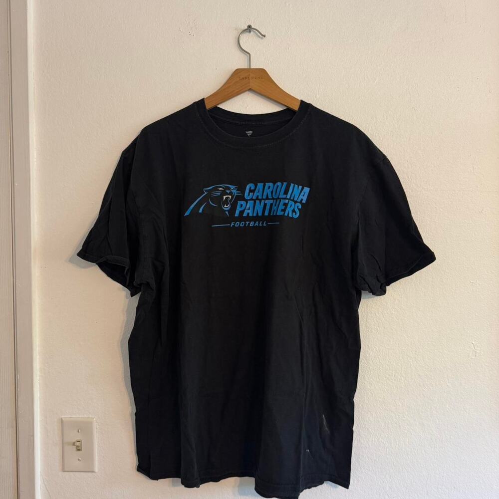 NFL team apparel NC Carolina Panthers 2x short sleeve Tshirt